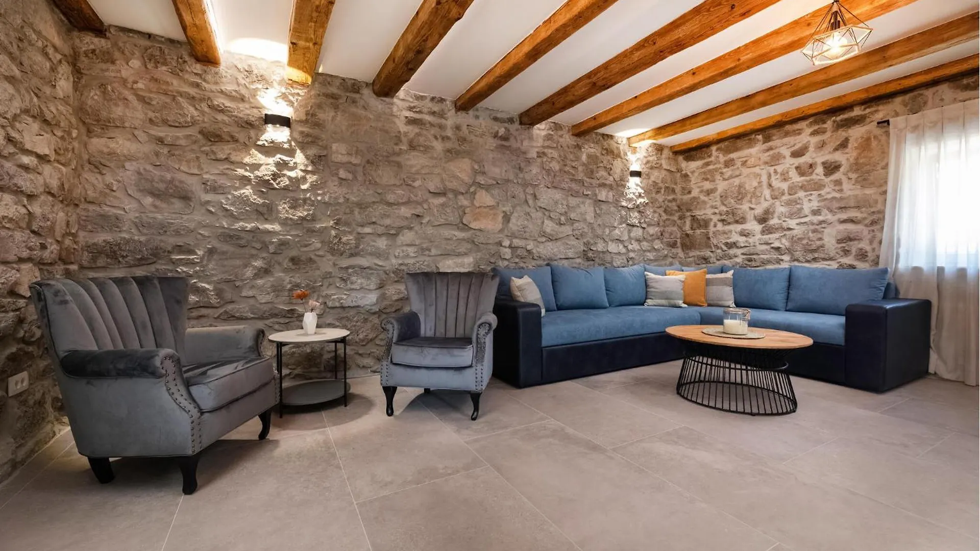 Ferienhaus Nice Home In Lakmartin With Kitchen