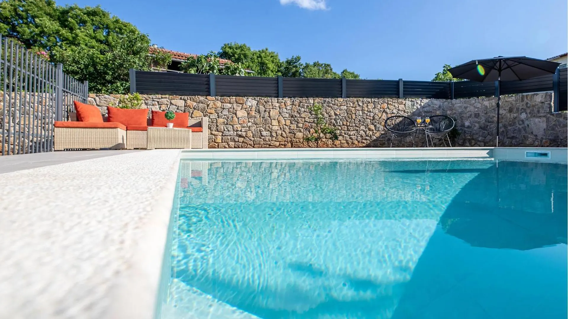 Ferienhaus Nice Home In Lakmartin With Kitchen
