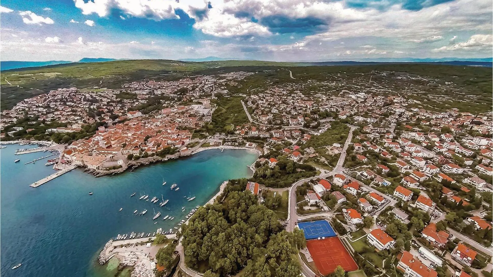 Ferienhaus Nice Home In Lakmartin With Kitchen Kroatien
